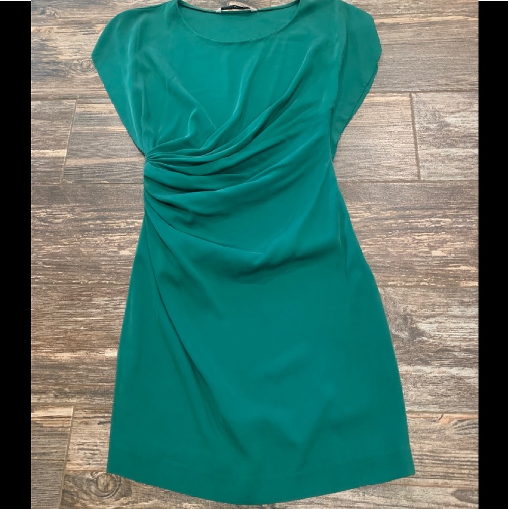 Diane Von Furstenberg green silk shift dress